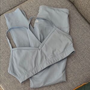 GAP Women's Light Blue Leggings and Top Matching Set